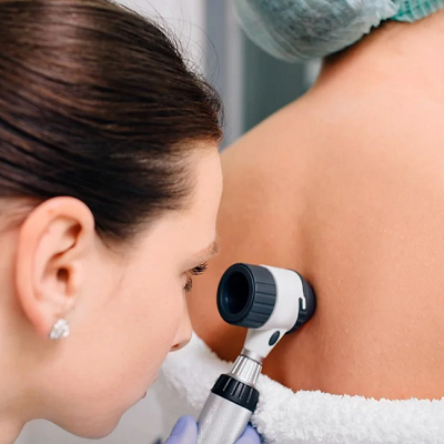 What Is the Best Age to See a Dermatologist