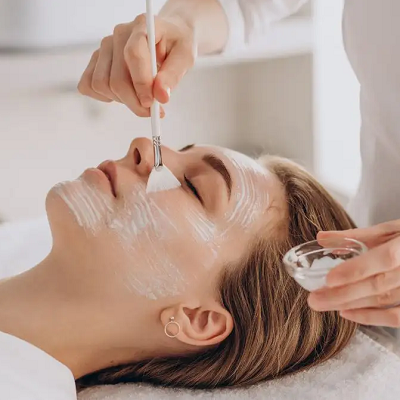 Why Dermatologists Are Predicting a Rise in Regenerative Skincare in 2026?